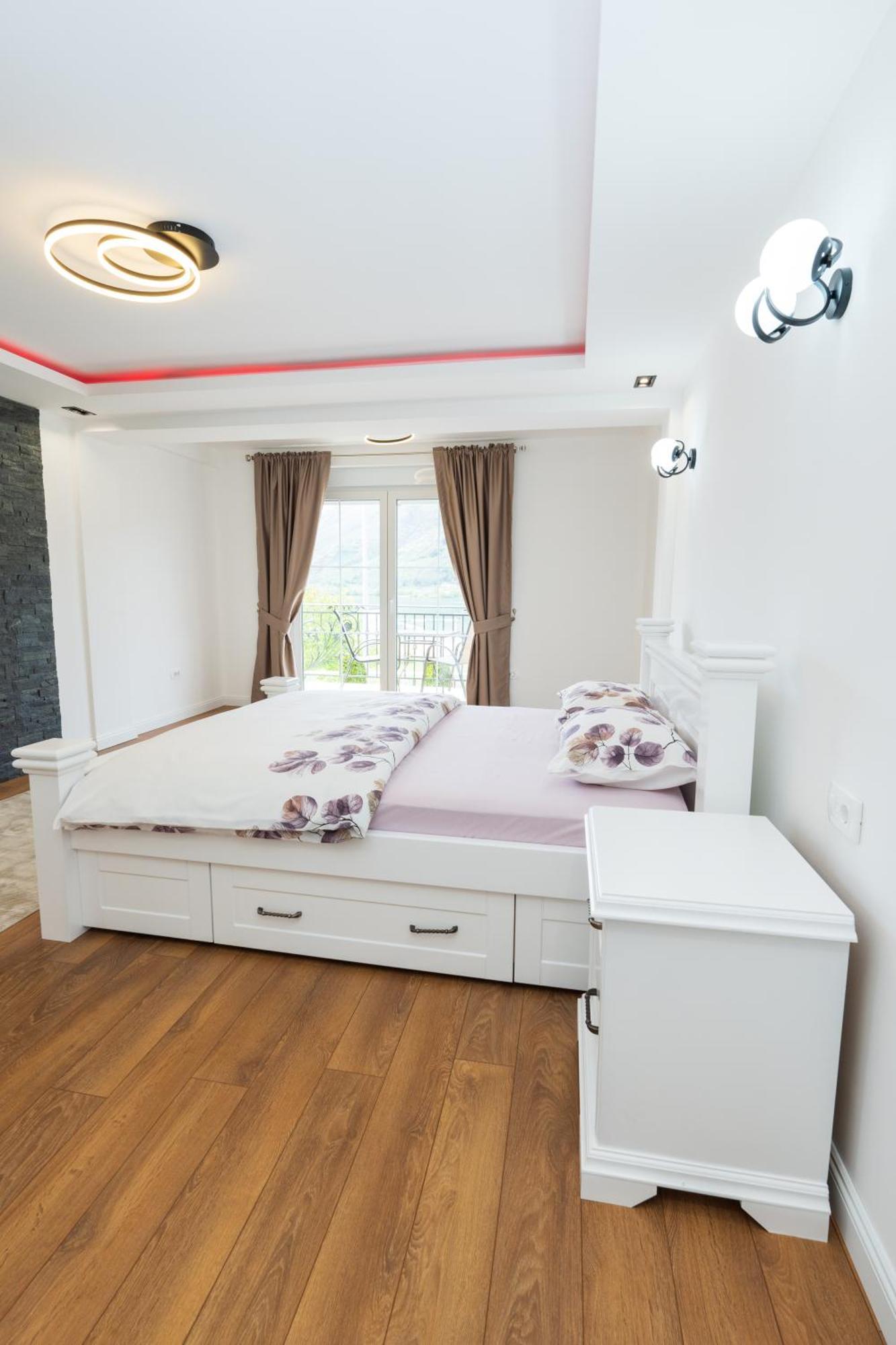 פלאב Ema Apartments מראה חיצוני תמונה